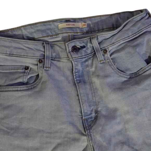 Levi Strauss Flare Jeans - Picture 2 of 7